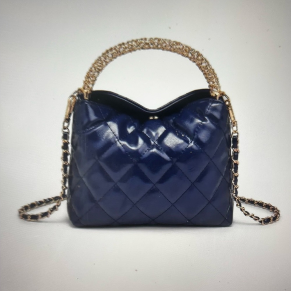 Urban Expressions Navy Quilted Crossbody Bag